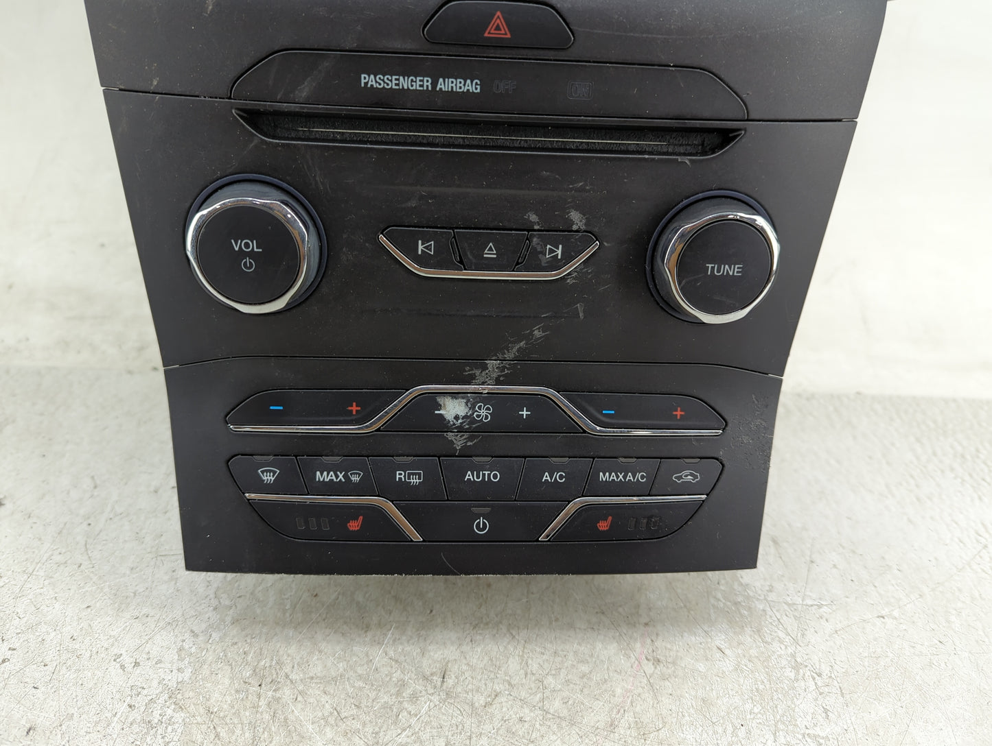 2015-2018 Ford Edge Radio Control Panel 1411258 - Oemusedautoparts1.com