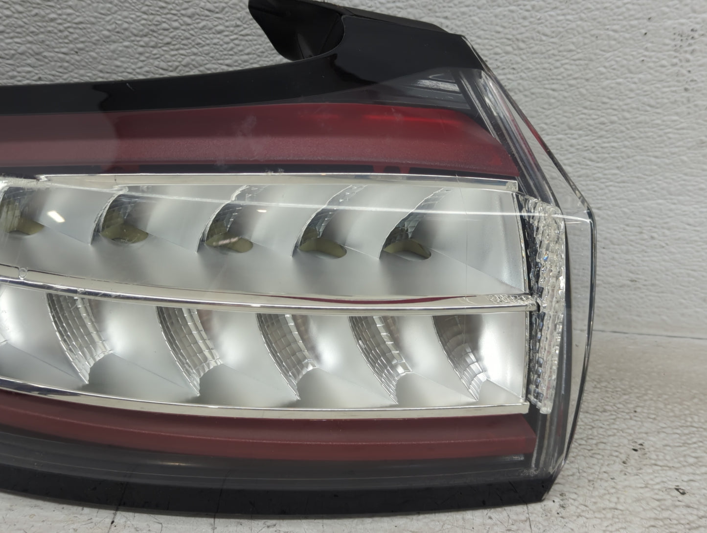 2015-2018 Ford Edge Tail Light Assembly Driver Left OEM P/N:HT4B 13405 B Fits Fits 2015 2016 2017 2018 OEM Used Auto Parts -