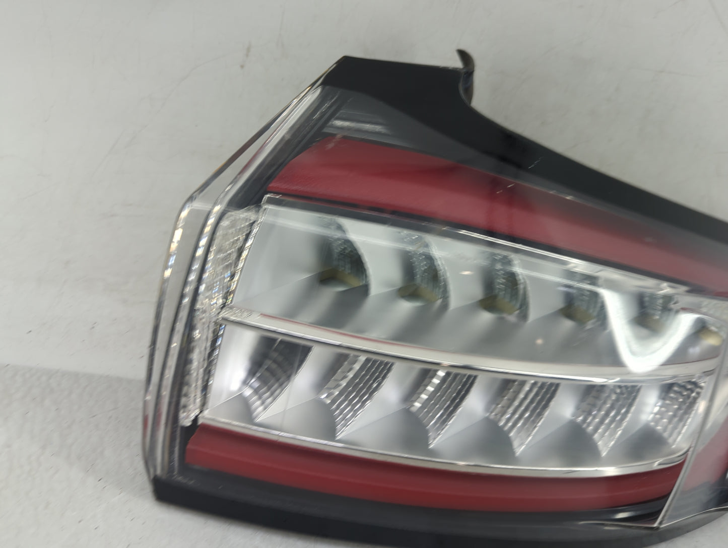 2015-2018 Ford Edge Tail Light Assembly Passenger Right OEM Fits Fits 2015 2016 2017 2018 OEM Used Auto Parts - Oemusedautop