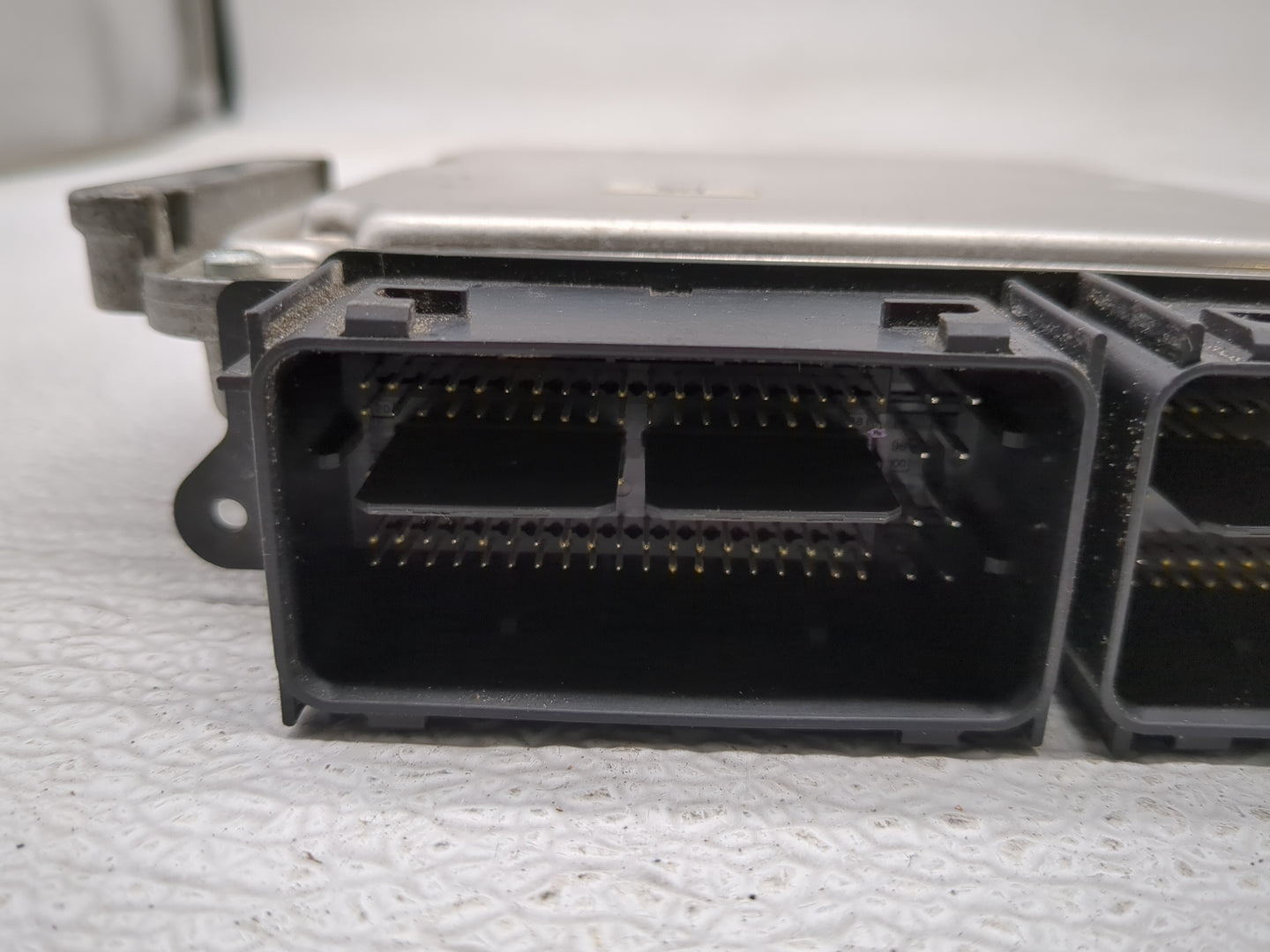 2015-2018 Ford Edge PCM Engine Control Computer ECU ECM PCU OEM P/N:G2GA-12A650-BSA FB5A-12B684-CA Fits OEM Used Auto Parts 