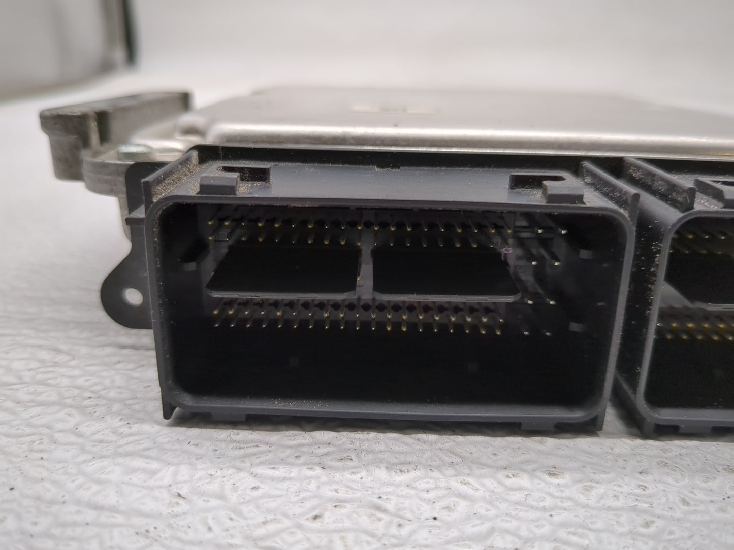 2015-2018 Ford Edge PCM Engine Control Computer ECU ECM PCU OEM P/N:G2GA-12A650-BSA FB5A-12B684-CA Fits OEM Used Auto Parts 
