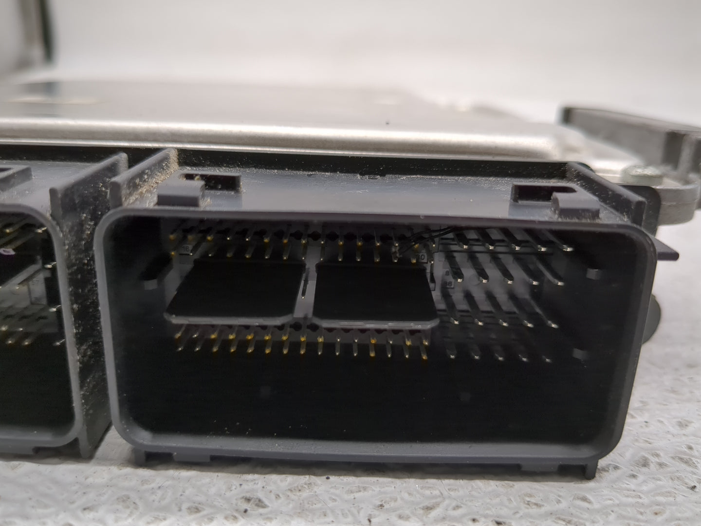 2015-2018 Ford Edge PCM Engine Control Computer ECU ECM PCU OEM P/N:G2GA-12A650-BSA FB5A-12B684-CA Fits OEM Used Auto Parts 