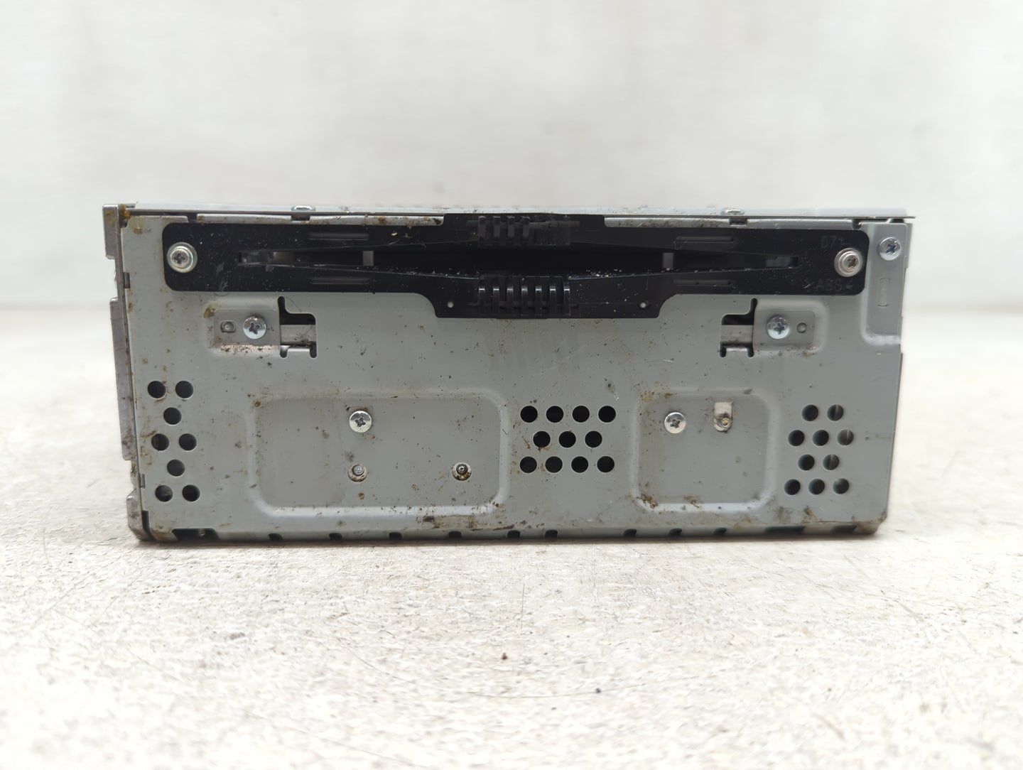 2015-2018 Ford Edge Radio AM FM Cd Player Receiver Replacement P/N:FT4T-19C107-HE Fits Fits 2015 2016 2017 2018 OEM Used Aut
