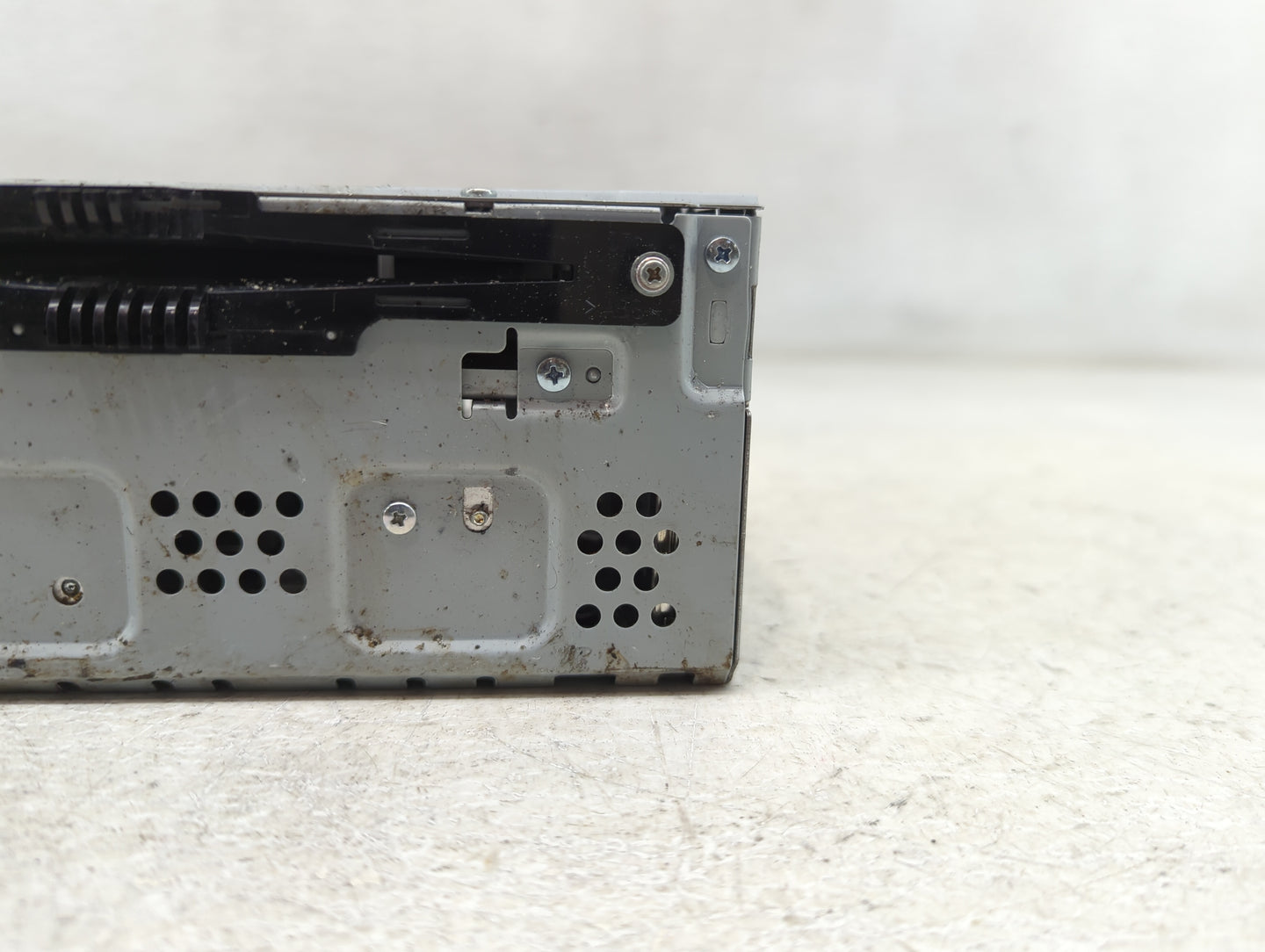 2015-2018 Ford Edge Radio AM FM Cd Player Receiver Replacement P/N:FT4T-19C107-HE Fits Fits 2015 2016 2017 2018 OEM Used Aut