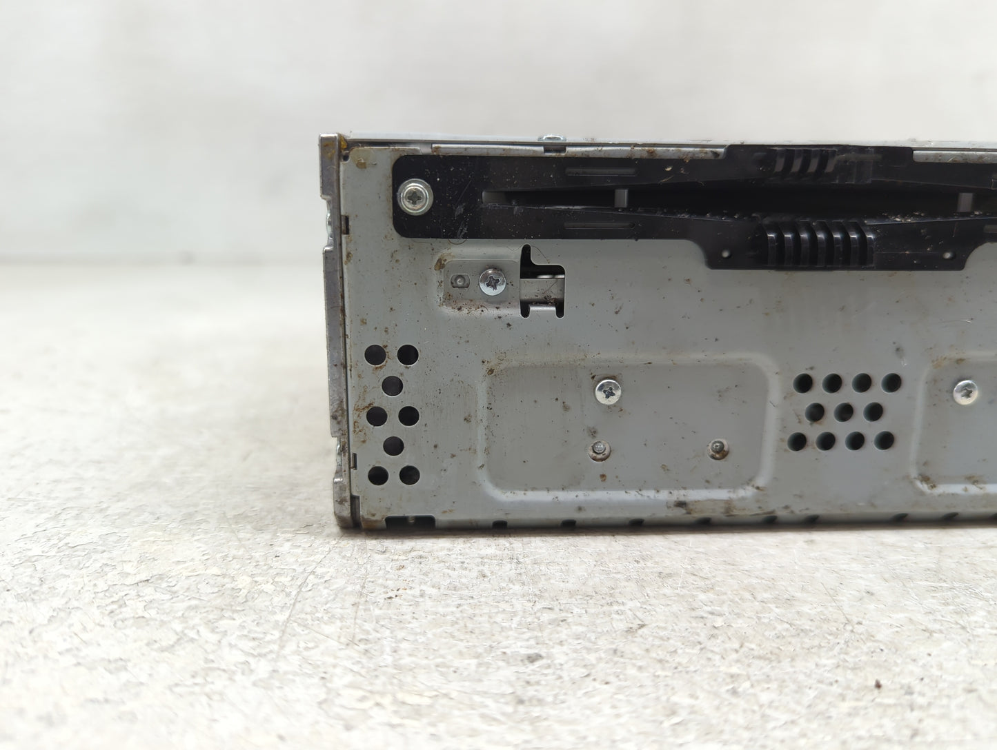 2015-2018 Ford Edge Radio AM FM Cd Player Receiver Replacement P/N:FT4T-19C107-HE Fits Fits 2015 2016 2017 2018 OEM Used Aut