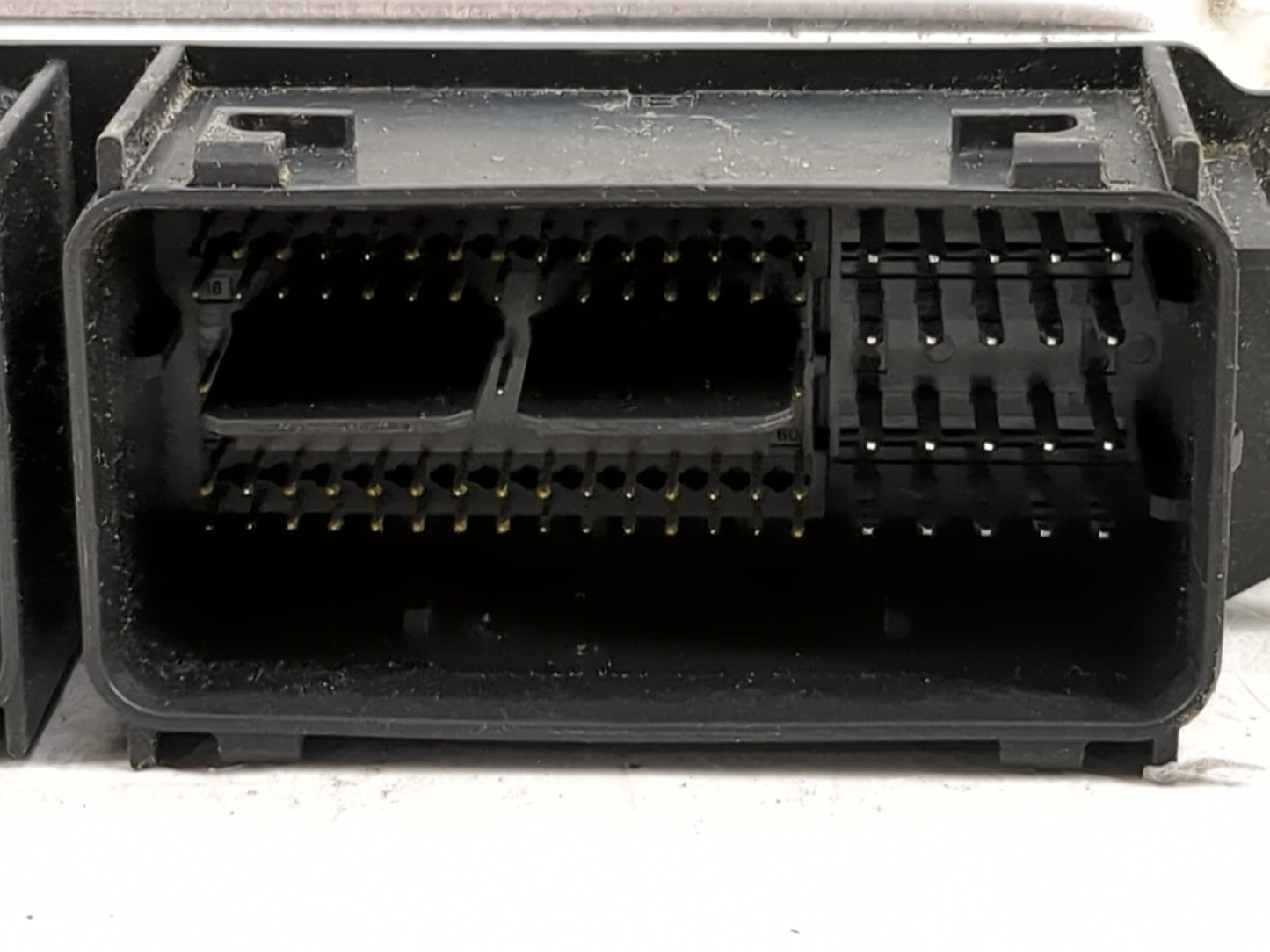 2015-2018 Ford Edge PCM Engine Control Computer ECU ECM PCU OEM P/N:FB5A-12B684-CA G2GA-12A650-BSA Fits OEM Used Auto Parts 