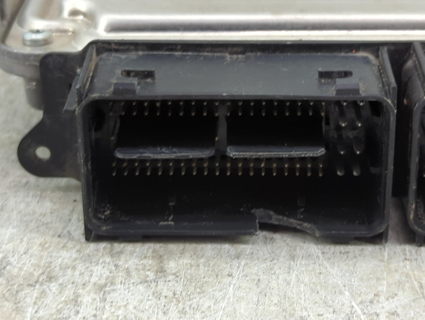 2015-2018 Ford Edge PCM Engine Control Computer ECU ECM PCU OEM P/N:G2GA-12A650-BSA FB5A-12B684-CA Fits OEM Used Auto Parts 