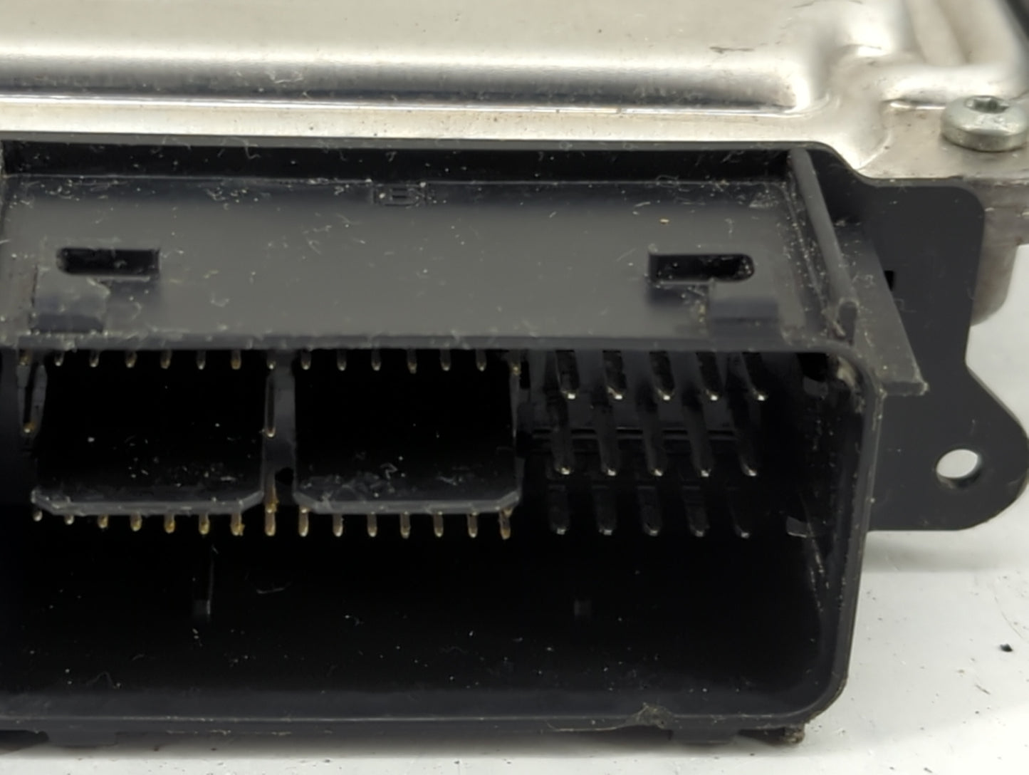 2015-2018 Ford Edge PCM Engine Control Computer ECU ECM PCU OEM P/N:G2GA-12A650-BSA FB5A-12B684-CA Fits OEM Used Auto Parts 