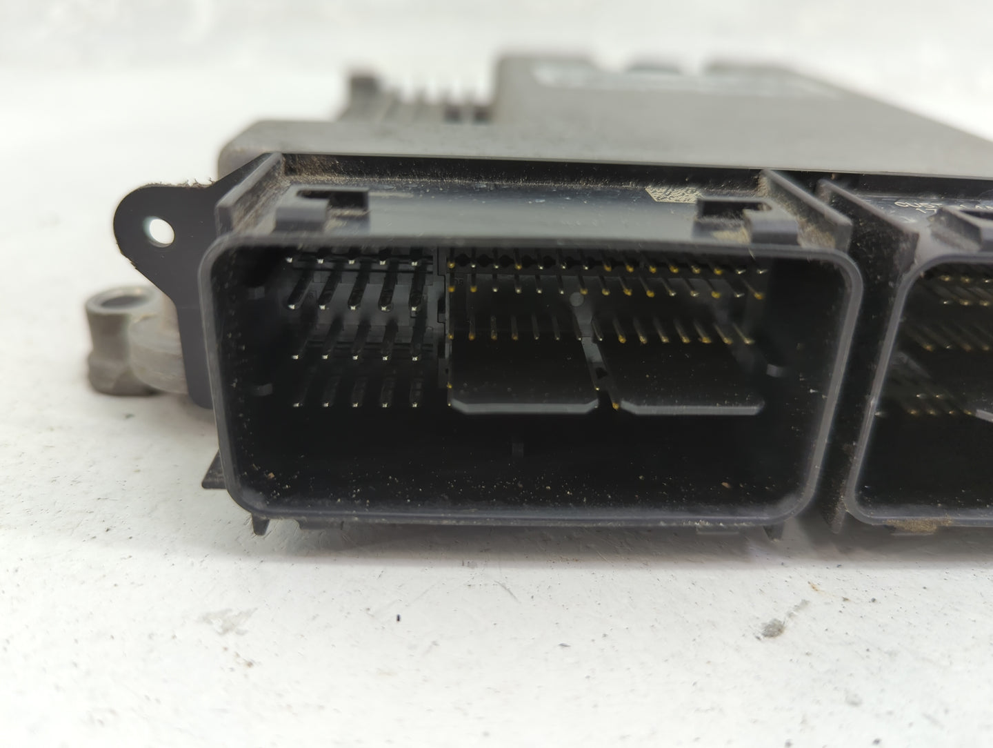 2015-2018 Ford Edge PCM Engine Control Computer ECU ECM PCU OEM P/N:G2GA-12A650-BSA FB5A-12B684-CA Fits OEM Used Auto Parts 