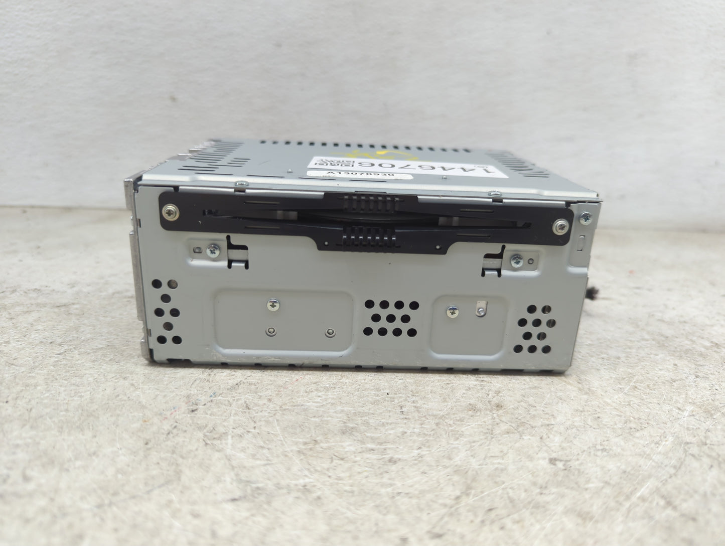 2015-2018 Ford Edge Radio AM FM Cd Player Receiver Replacement P/N:FT4T-19C107-HC Fits Fits 2015 2016 2017 2018 OEM Used Aut