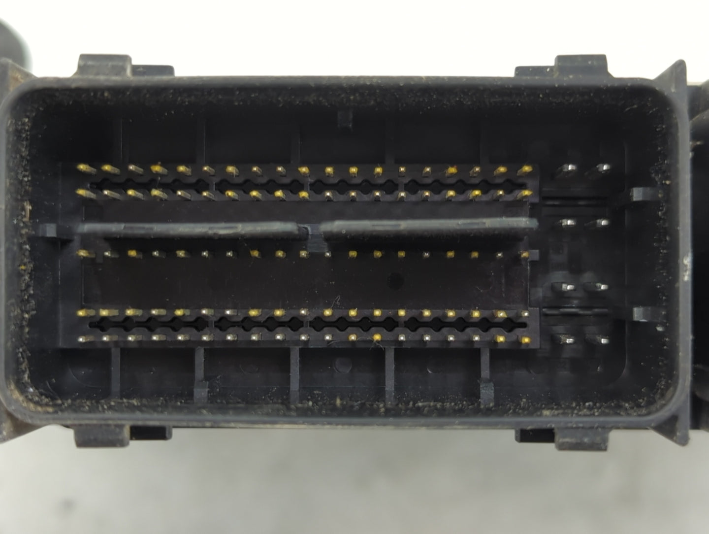 2015-2018 Ford Edge PCM Engine Control Computer ECU ECM PCU OEM P/N:G2GA-12A650-BSA FB5A-12B684-CA Fits OEM Used Auto Parts 