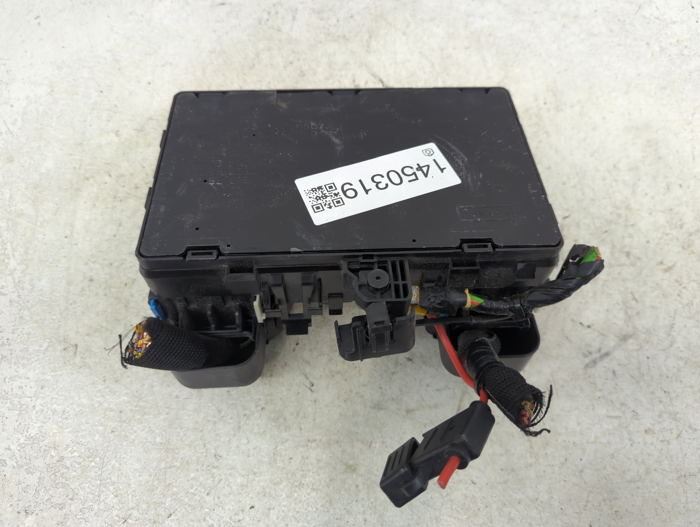 2015-2018 Ford Edge Fusebox Fuse Box Panel Relay Module P/N:G2QT14A067BD 8T2T-14B192-AB Fits Fits 2015 2016 2017 2018 OEM Us