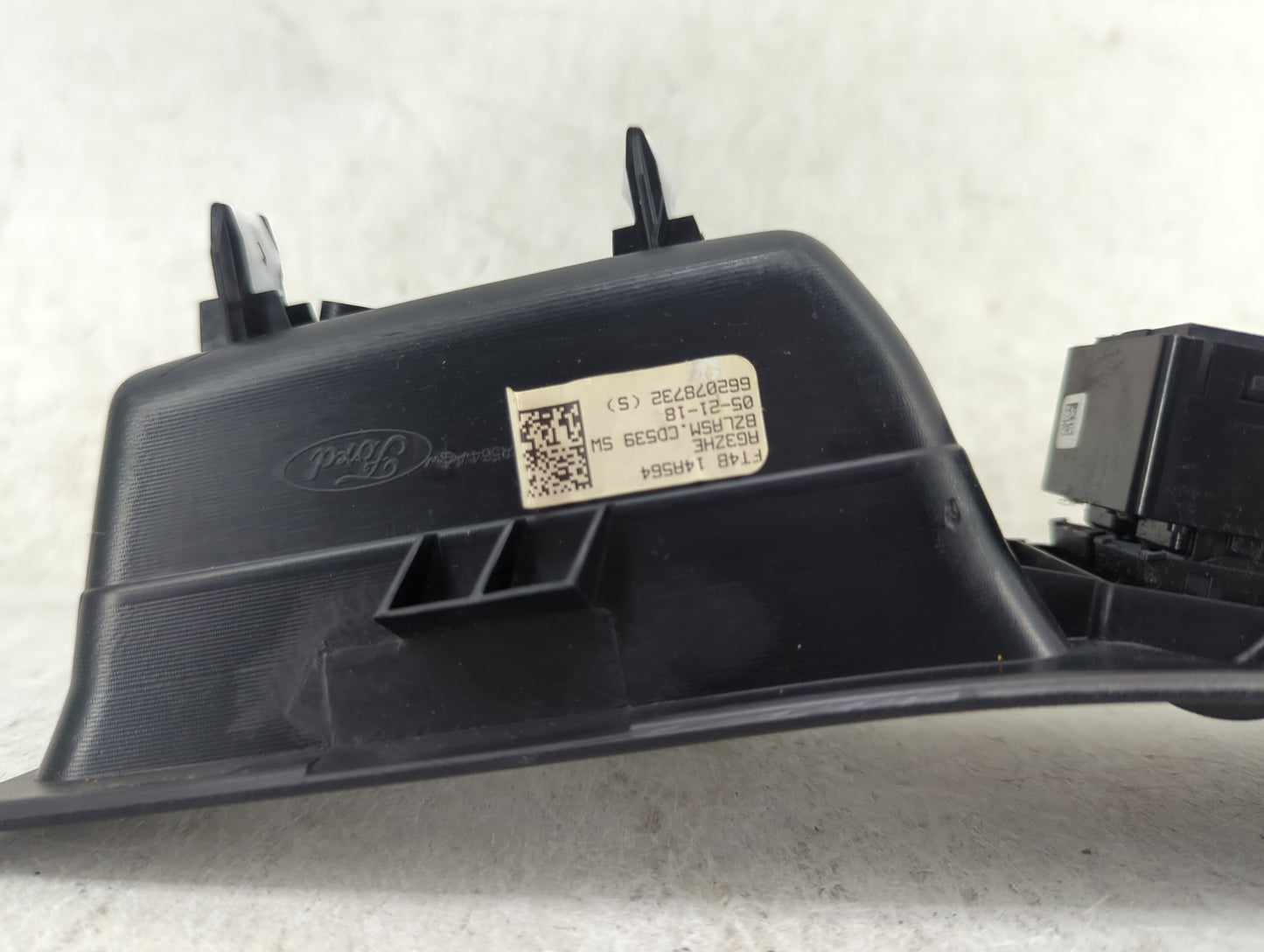 2016-2020 Ford Edge Master Power Window Switch Replacement Driver Side Left P/N:FT4B-14A564 R63ZHE Fits OEM Used Auto Parts 