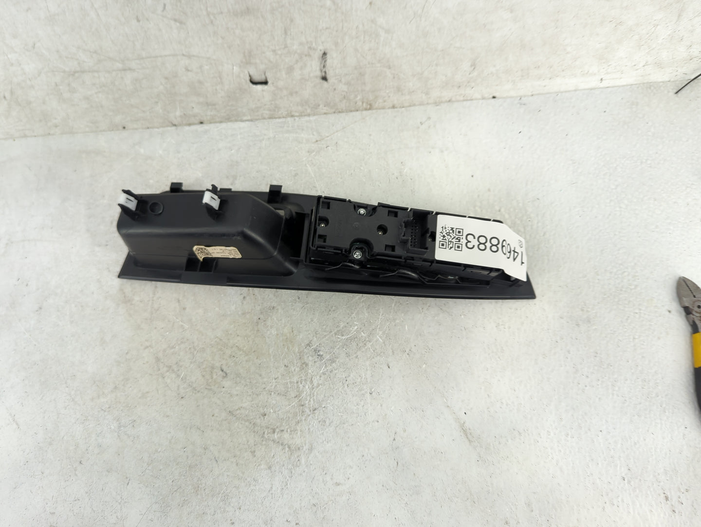 2016-2020 Ford Edge Master Power Window Switch Replacement Driver Side Left P/N:FT4B-14A564 R63ZHE Fits OEM Used Auto Parts 