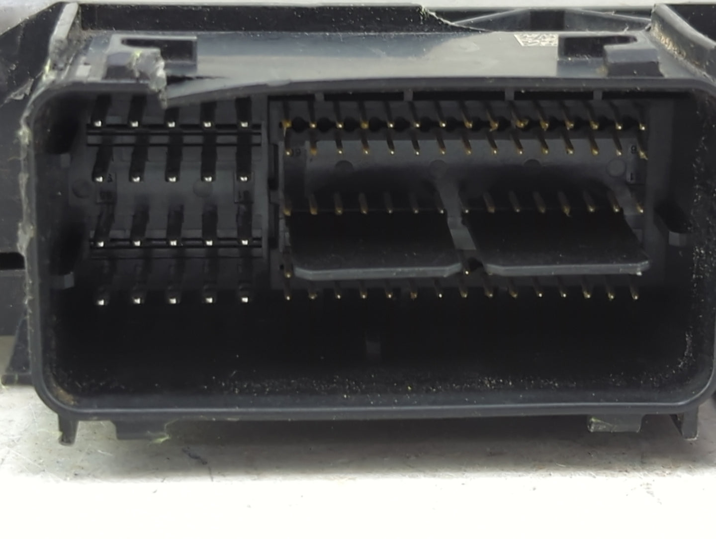 2015-2018 Ford Edge PCM Engine Control Computer ECU ECM PCU OEM P/N:G2GA-12A650-BSA FB5A-12B684-CA Fits OEM Used Auto Parts 
