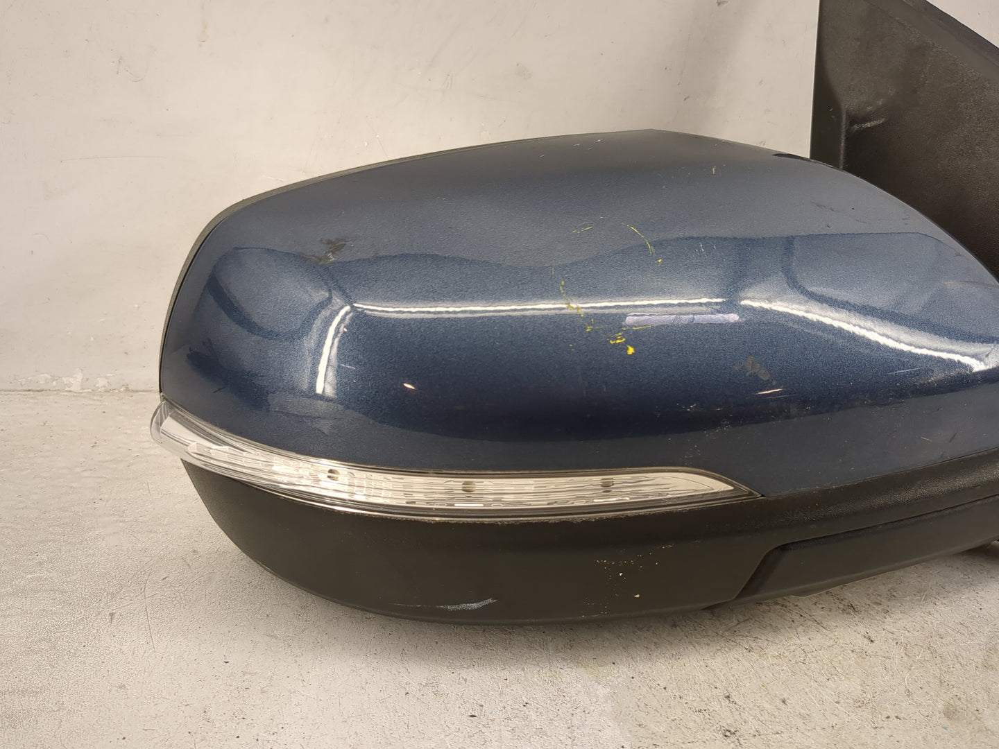 2015-2018 Ford Edge Passenger Side View Mirror - Right Door Mirror OEM Used - Oemusedautoparts1.com