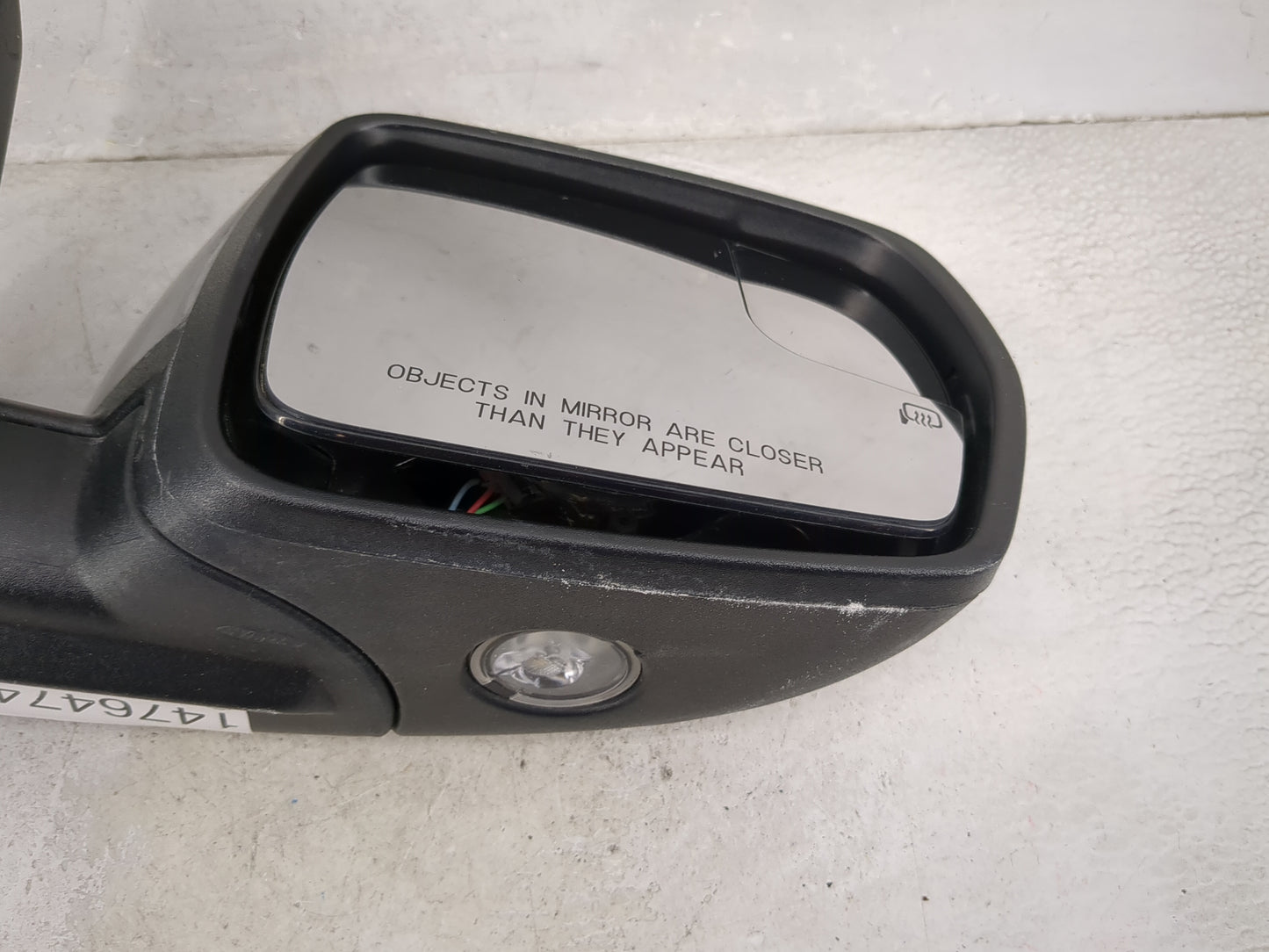 2015-2018 Ford Edge Passenger Side View Mirror - Right Door Mirror OEM Used - Oemusedautoparts1.com