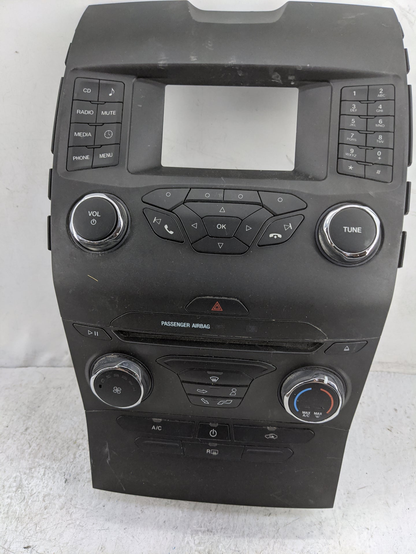 2015-2018 Ford Edge Radio Control Panel 1477721 - Oemusedautoparts1.com
