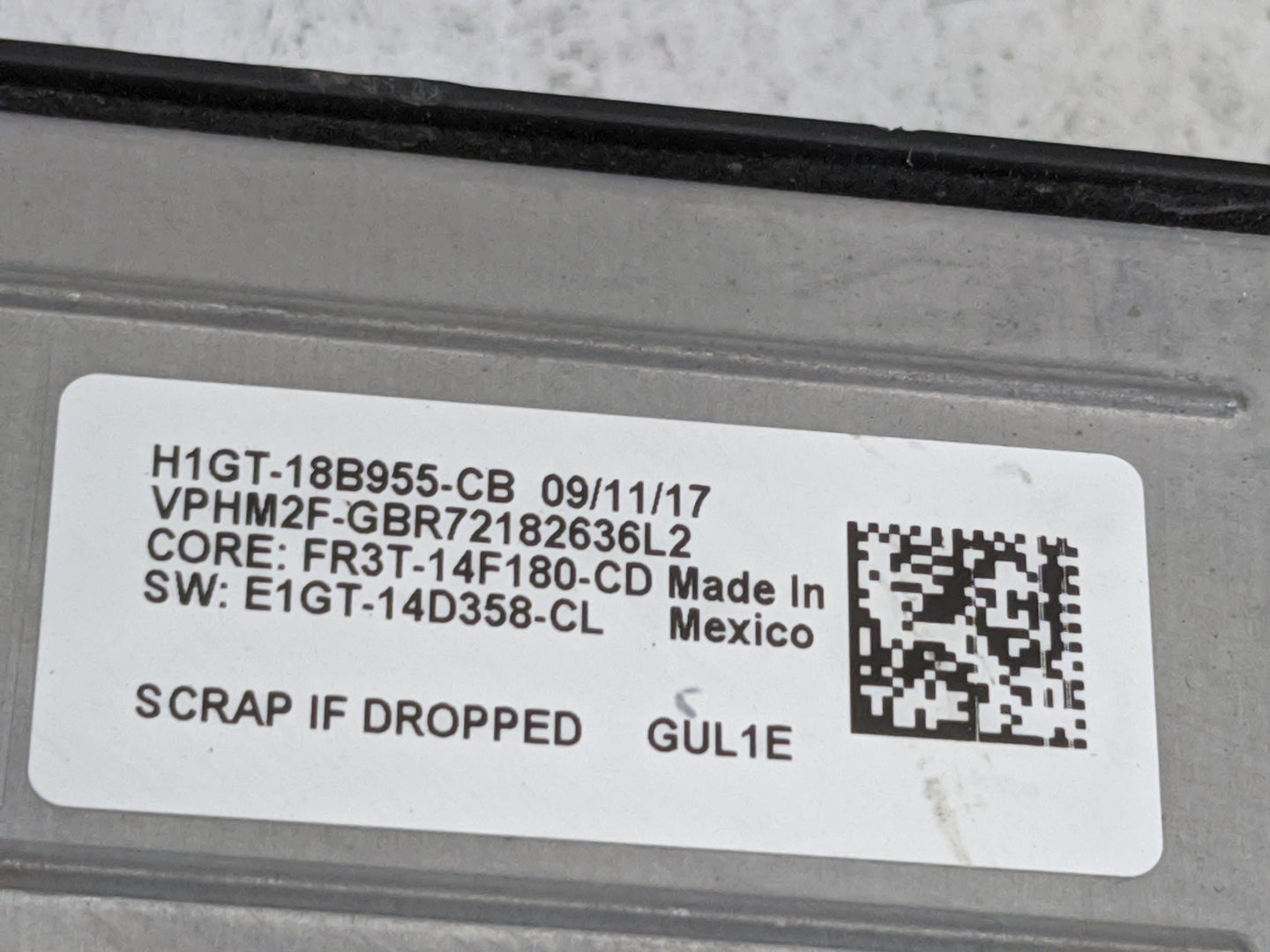 2016-2018 Ford Edge Information Display Screen 1477801 - Oemusedautoparts1.com
