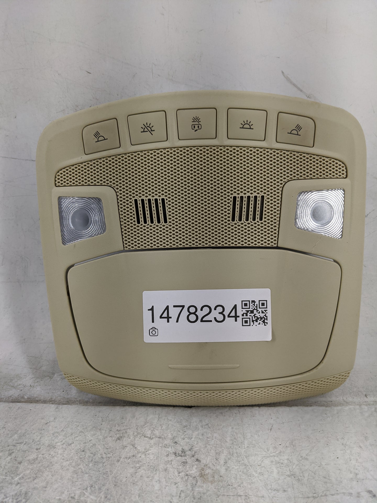 2018 Ford Edge Overhead Roof Console Tan - Oemusedautoparts1.com