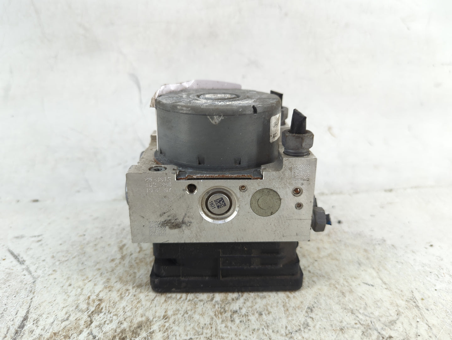 2015-2018 Ford Edge ABS Pump Control Module Replacement P/N:F2GC-2C405-AK 25.0220-0735.4 Fits Fits 2015 2016 2017 2018 OEM U