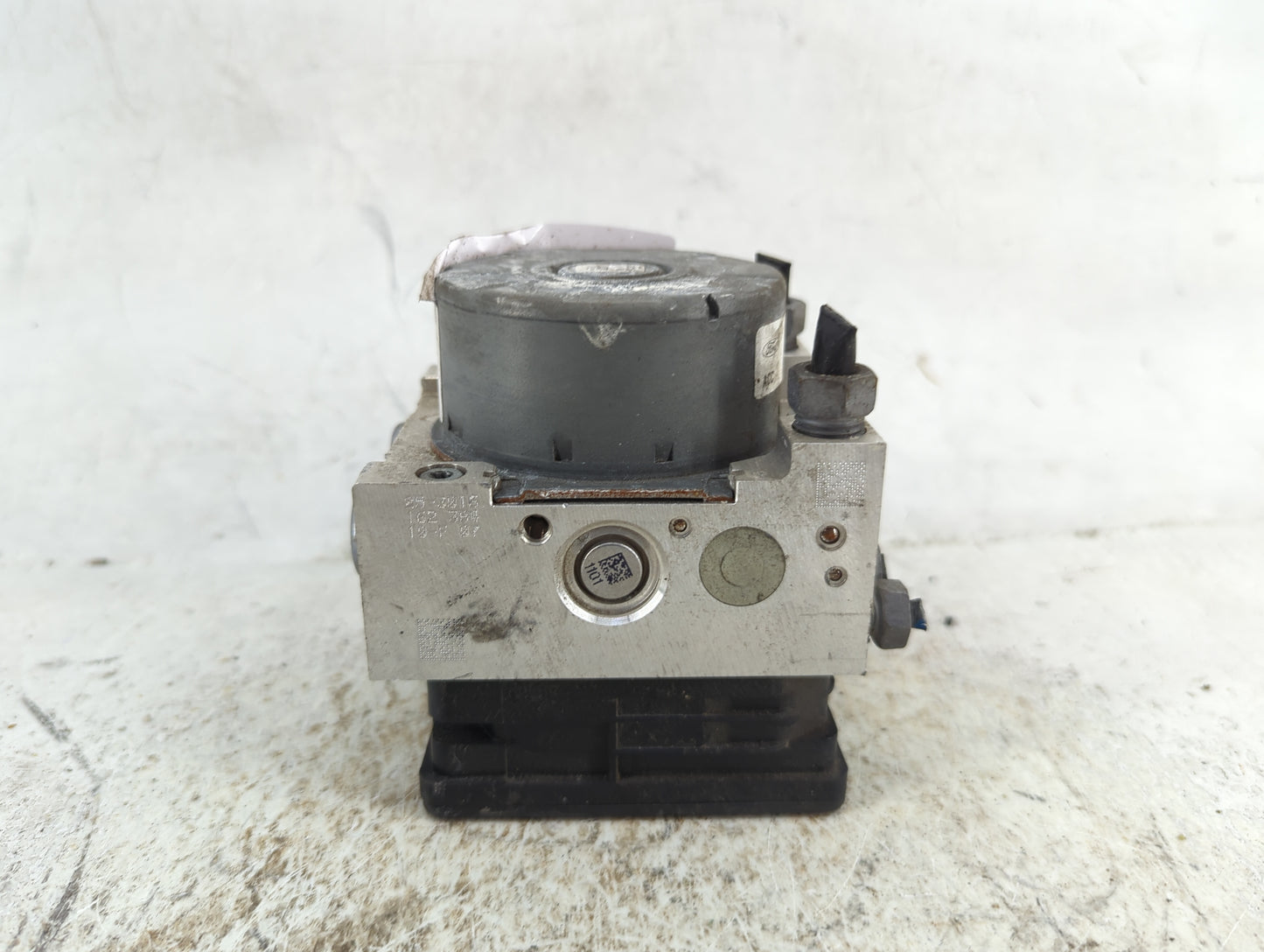 2015-2018 Ford Edge ABS Pump Control Module Replacement P/N:F2GC-2C405-AK 25.0220-0735.4 Fits Fits 2015 2016 2017 2018 OEM U