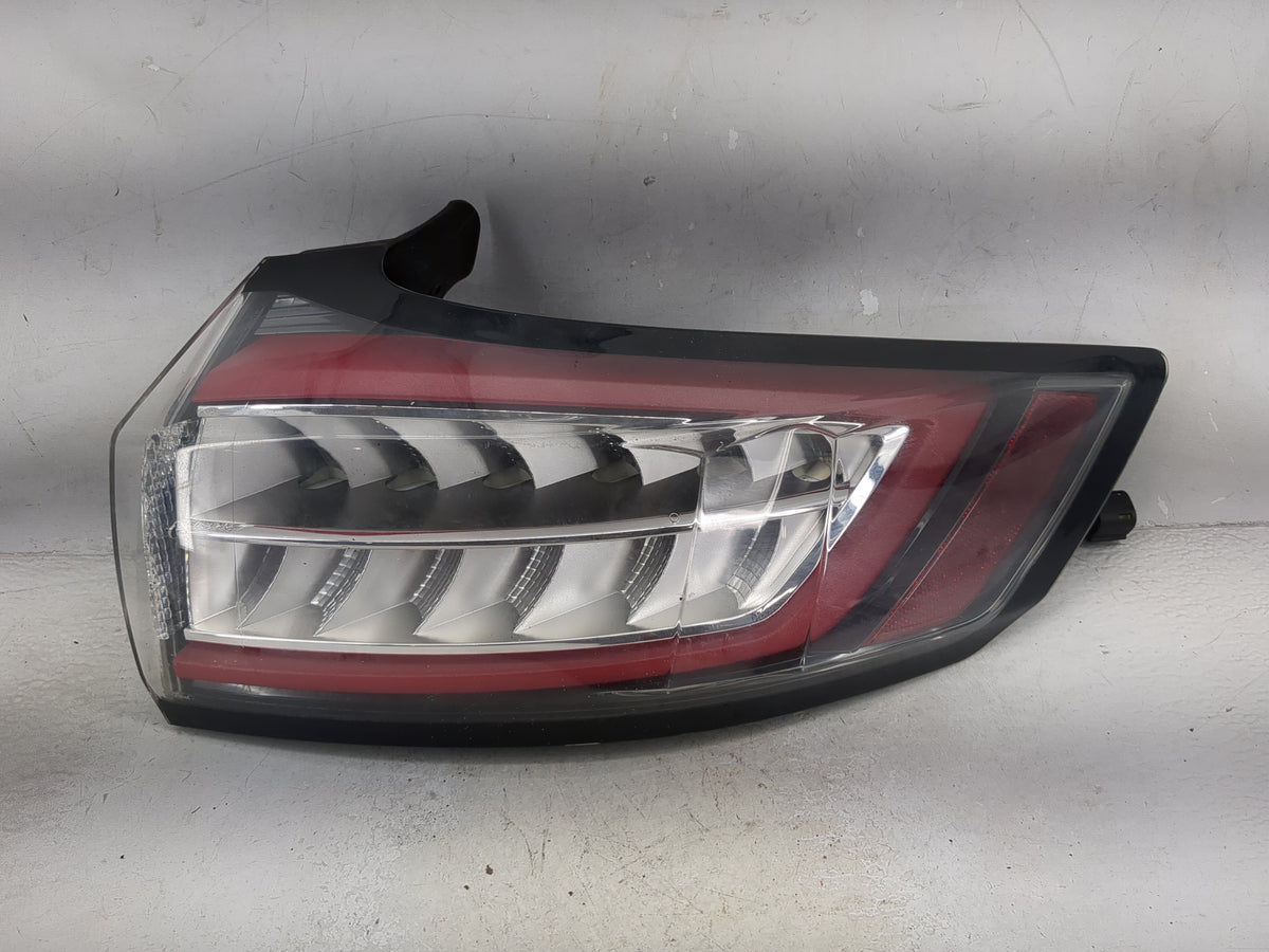 2015-2018 Ford Edge Tail Light Assembly Passenger Right OEM P/N:PC2005124 Fits Fits 2015 2016 2017 2018 OEM Used Auto Parts 