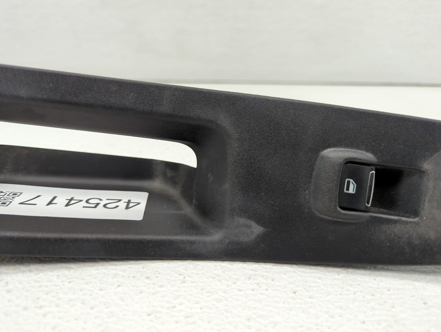 2015-2020 Ford Edge Passenger Right Power Window Switch 20917599 - Oemusedautoparts1.com