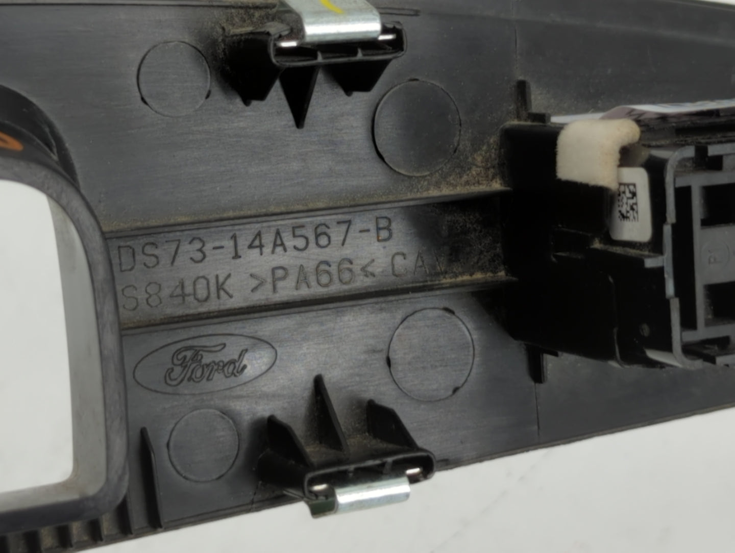 2015-2020 Ford Edge Passenger Right Power Window Switch - Oemusedautoparts1.com