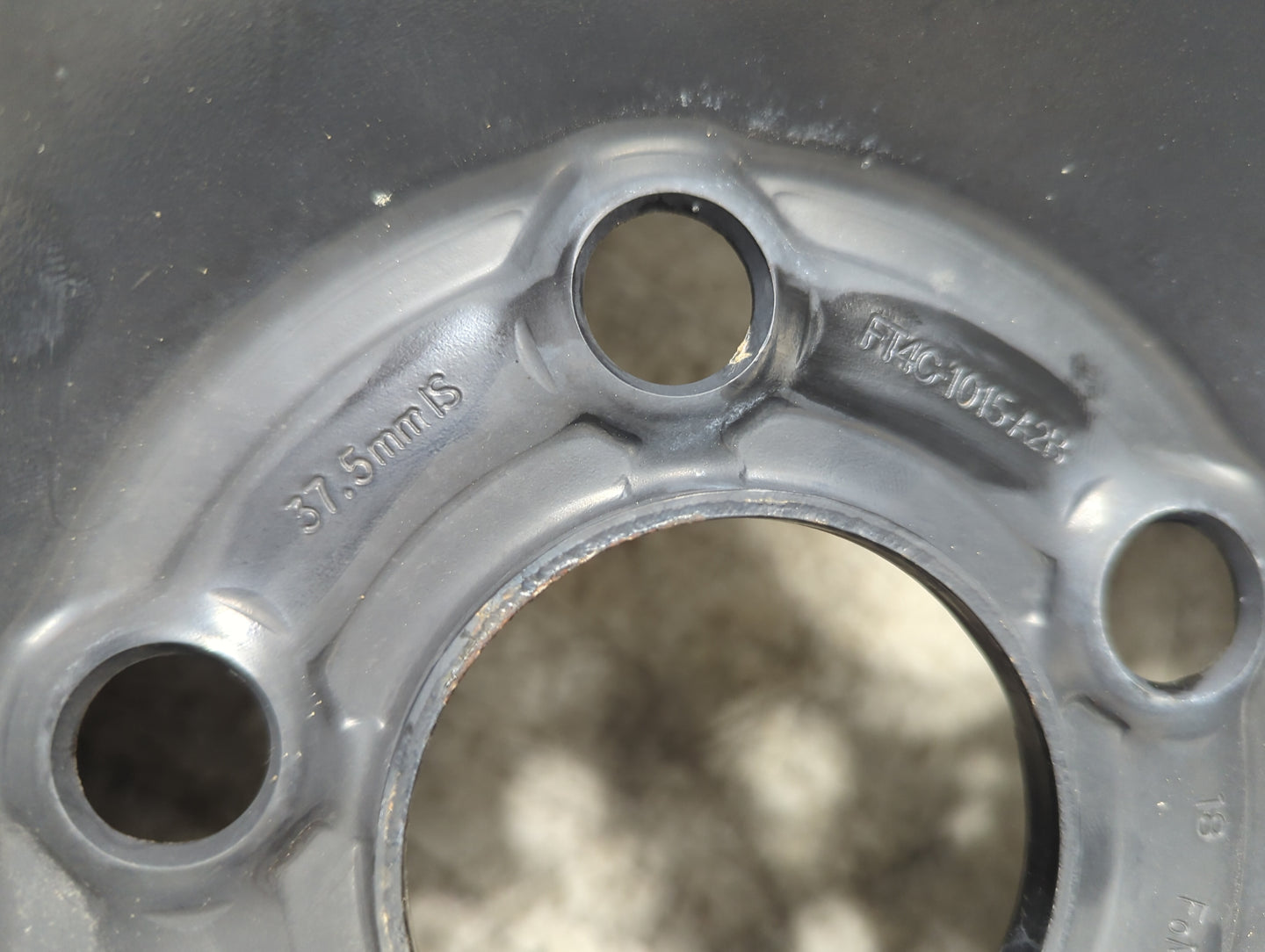 2015-2018 Ford Edge Spare Donut Tire Wheel Rim Oem 5036368 - Oemusedautoparts1.com