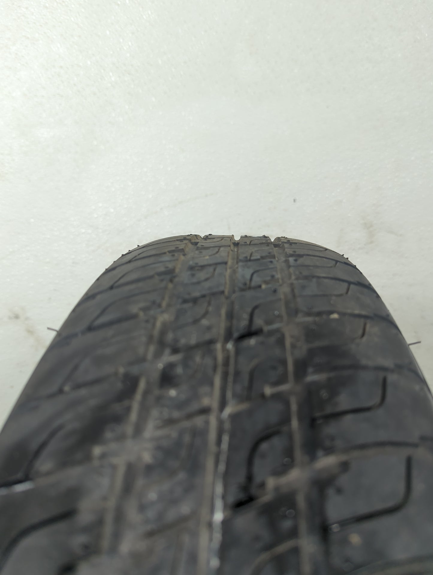2015-2018 Ford Edge Spare Donut Tire Wheel Rim Oem 5036368 - Oemusedautoparts1.com
