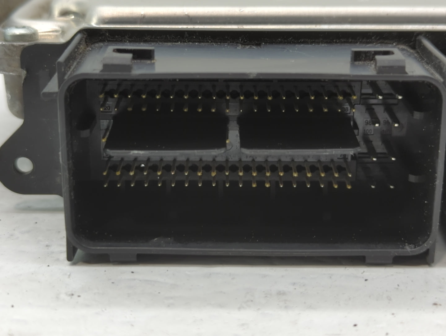 2015-2018 Ford Edge PCM Engine Control Computer ECU ECM PCU OEM P/N:G2GA-12A650-BSA FB5A-12B684-CA Fits OEM Used Auto Parts 
