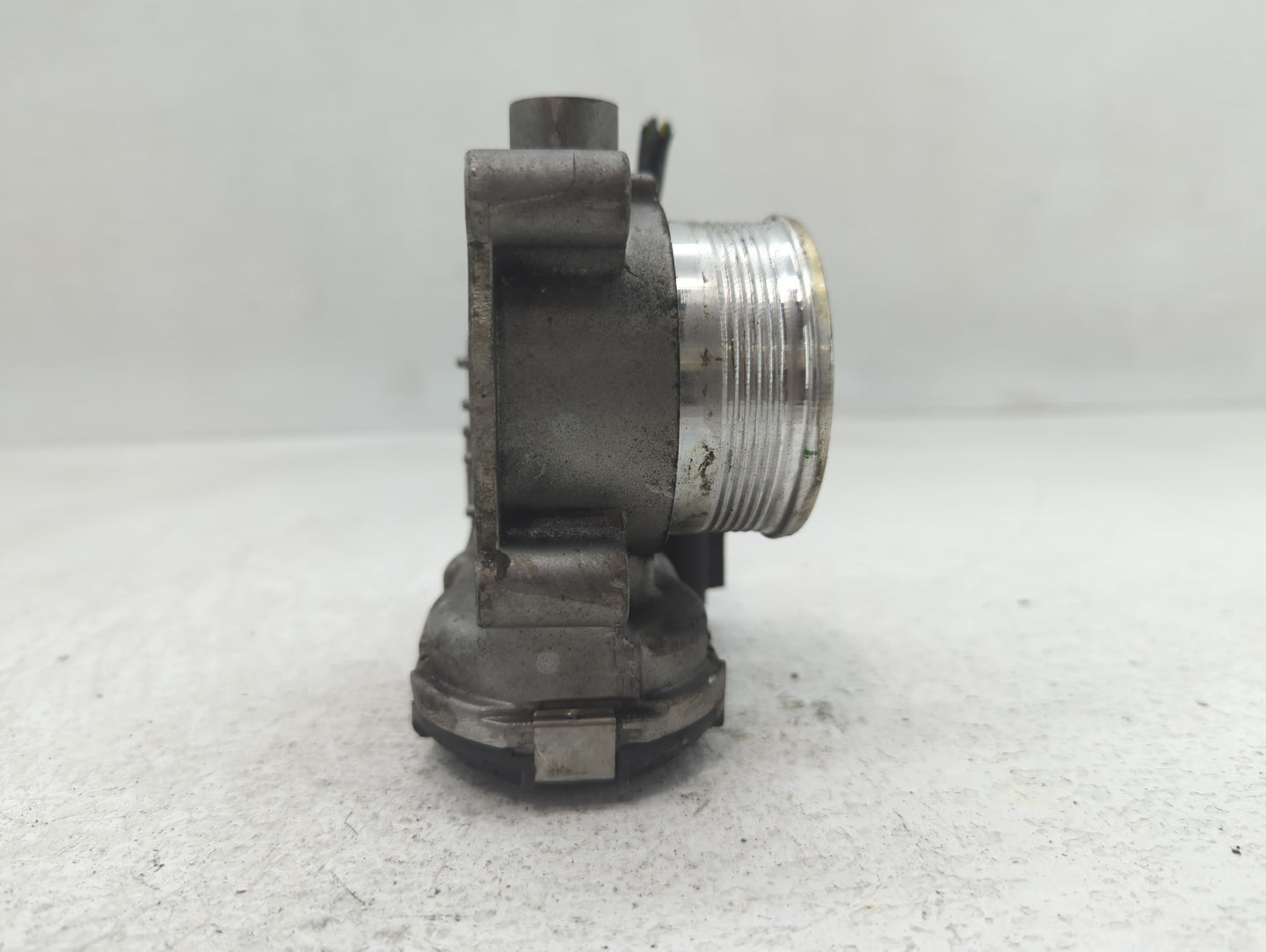 2015-2018 Ford Edge Throttle Body P/N:0280750576 DS7E-9F991-BB Fits Fits 2014 2015 2016 2017 2018 2019 2020 2021 2022 OEM Us