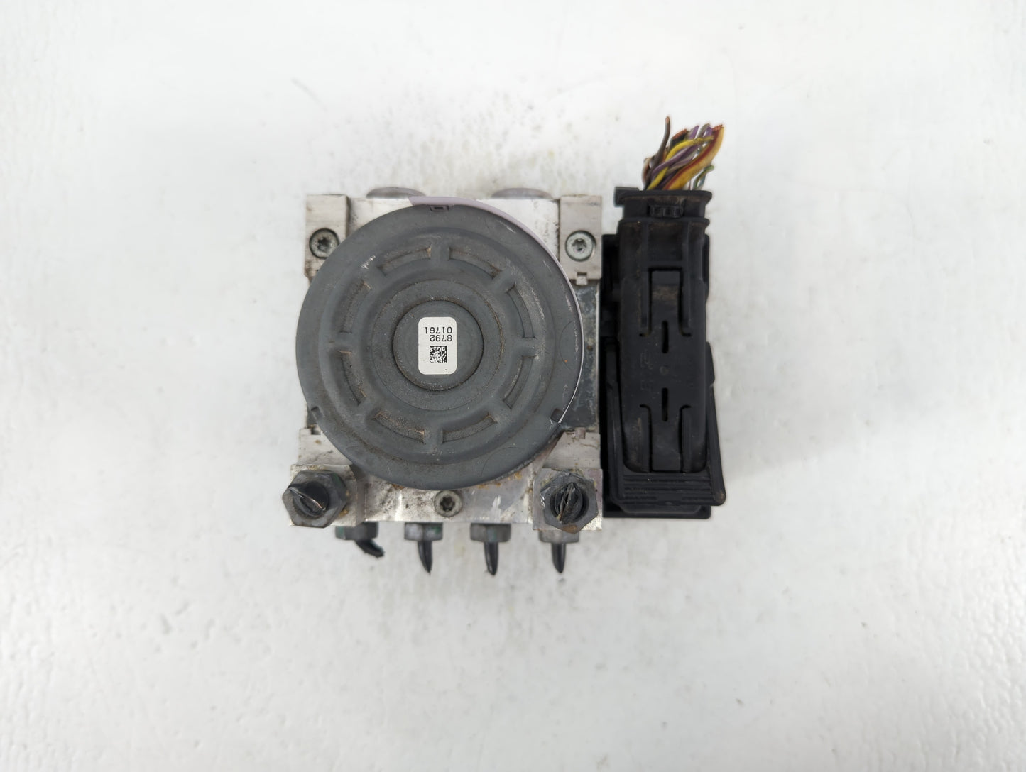 2015-2018 Ford Edge ABS Pump Control Module Replacement P/N:F2GC-2C405-AG Fits Fits 2015 2016 2017 2018 OEM Used Auto Parts 