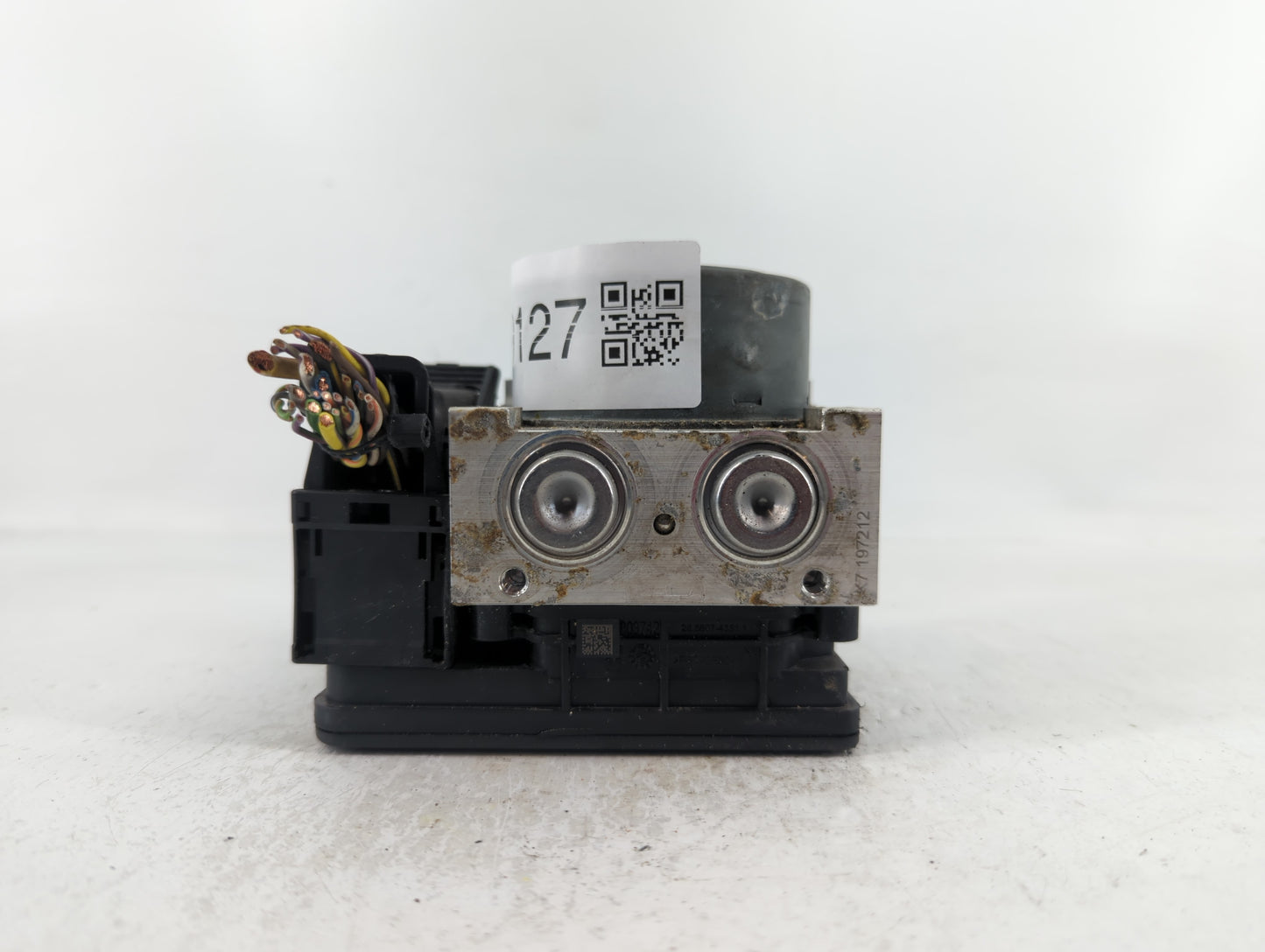 2015-2018 Ford Edge ABS Pump Control Module Replacement P/N:F2GC-2C405-AG Fits Fits 2015 2016 2017 2018 OEM Used Auto Parts 