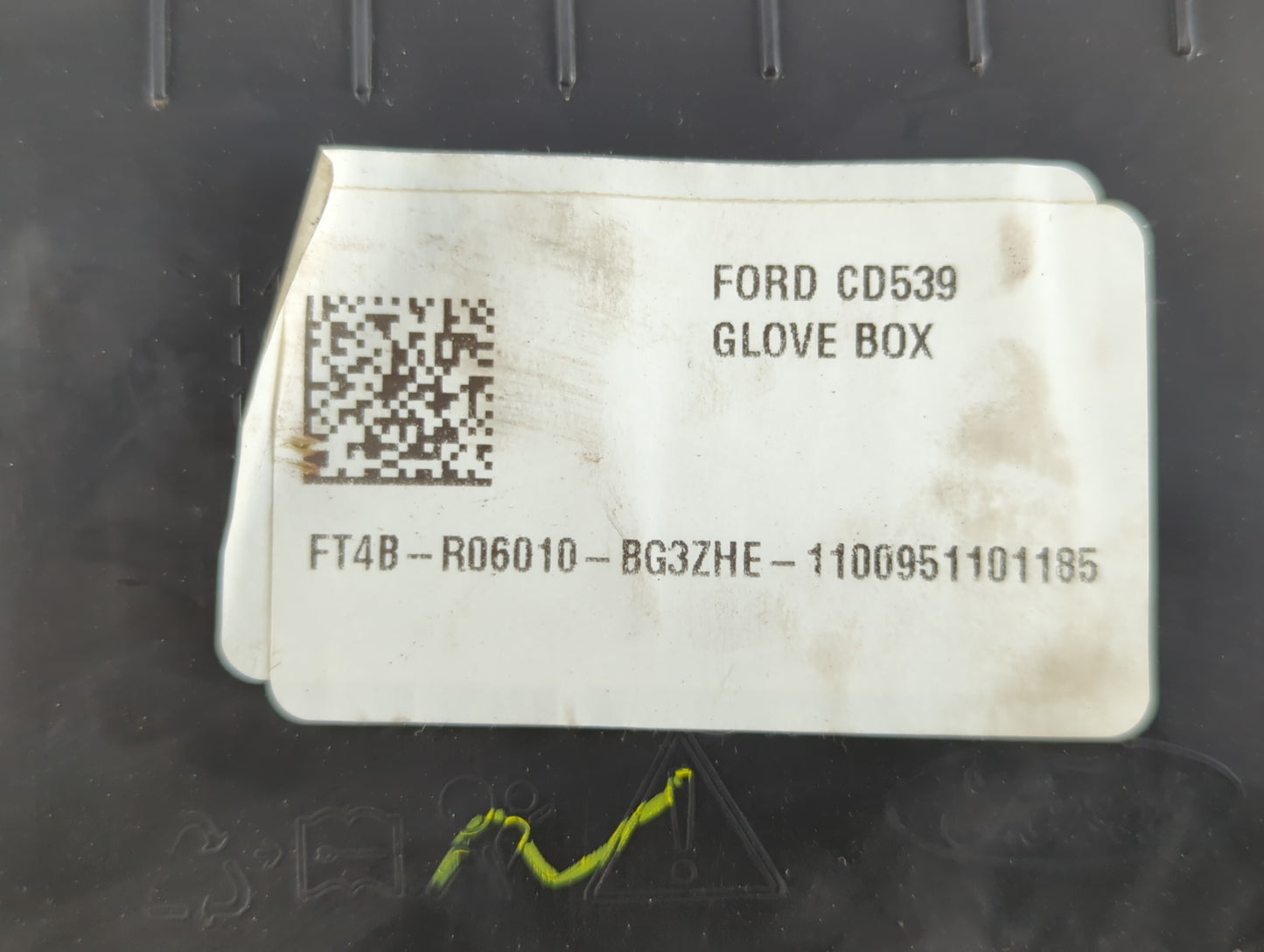 2018 Ford Edge Passenger Glove Box Door Storage Compartment - Oemusedautoparts1.com