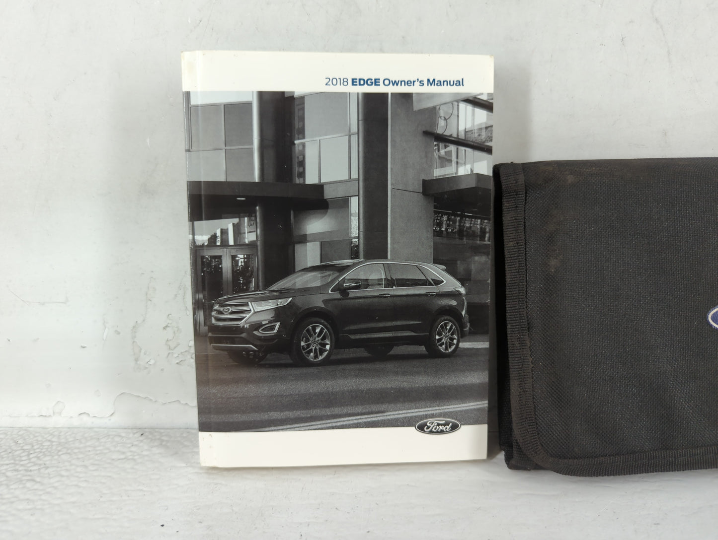 2018 Ford Edge Owners Manual Book Guide P/N:JT4J 19A321 AA OEM Used Auto Parts - Oemusedautoparts1.com