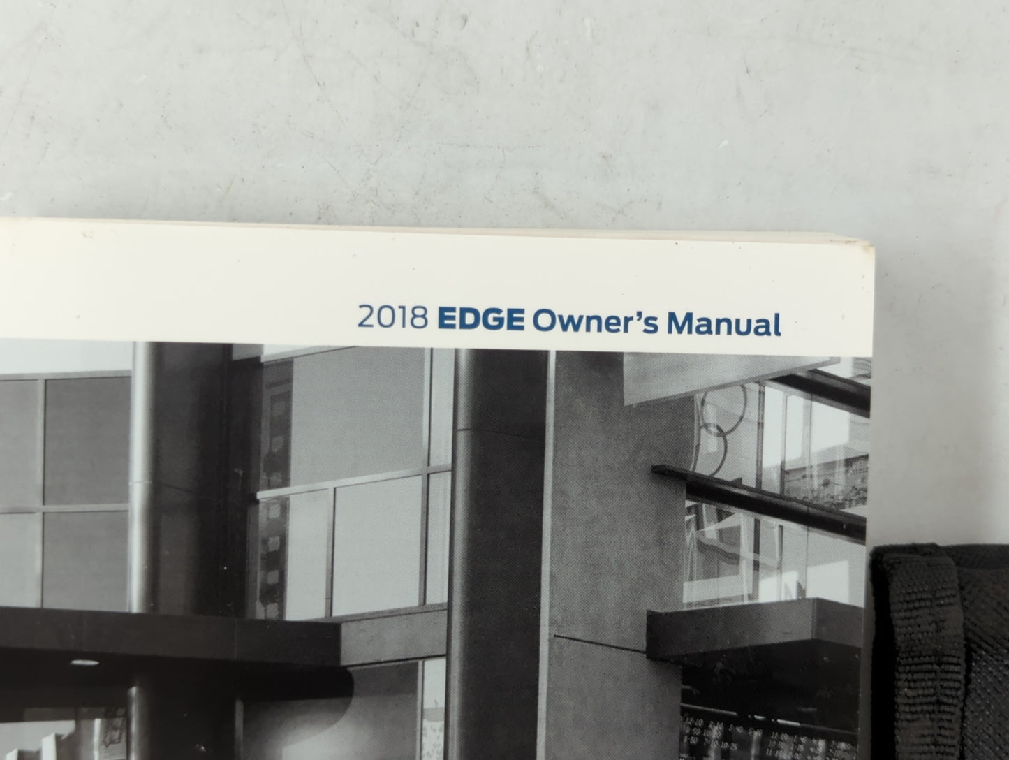 2018 Ford Edge Owners Manual Book Guide P/N:JT4J 19A321 AA OEM Used Auto Parts - Oemusedautoparts1.com