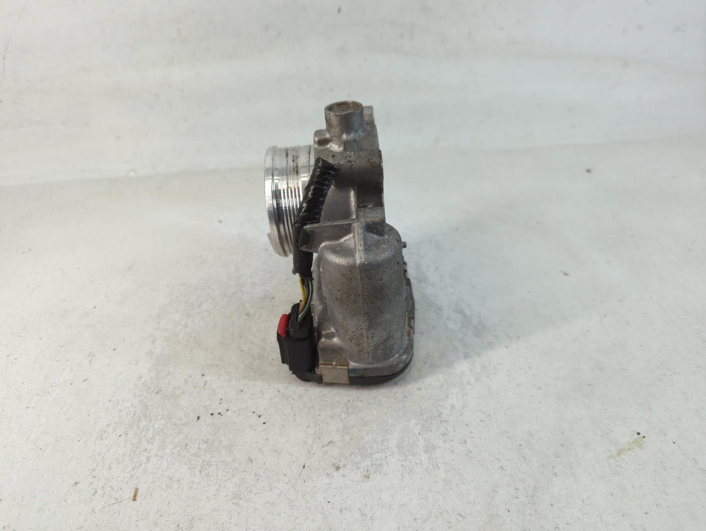 2015-2018 Ford Edge Throttle Body P/N:DS7E-9F991-BB Fits Fits 2014 2015 2016 2017 2018 2019 2020 2021 2022 OEM Used Auto Par