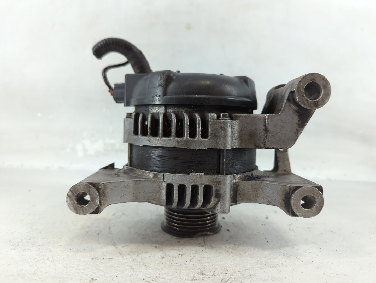 2015-2018 Ford Edge Alternator Replacement Generator Charging Assembly Engine OEM P/N:6F9T-10300-DA 104210-5300 Fits OEM Use