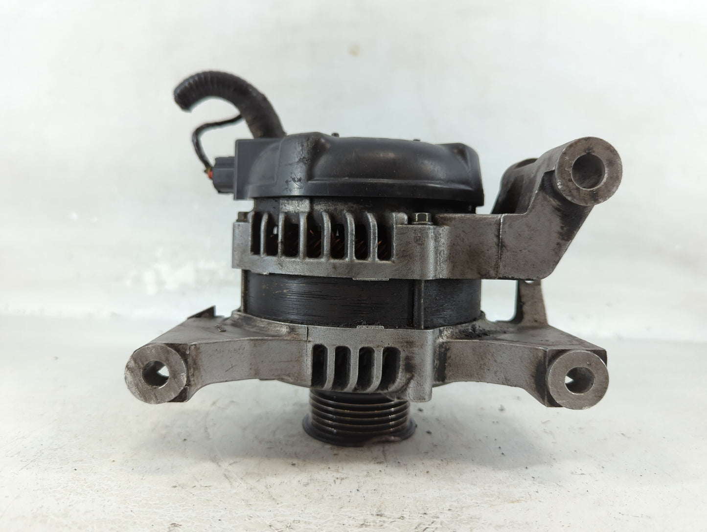 2015-2018 Ford Edge Alternator Replacement Generator Charging Assembly Engine OEM P/N:6F9T-10300-DA 104210-5300 Fits OEM Use