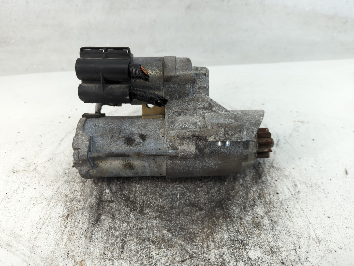 2007-2018 Ford Edge Car Starter Motor Solenoid OEM P/N:HD9T-11000-BA 6210AI Fits OEM Used Auto Parts - Oemusedautoparts1.com