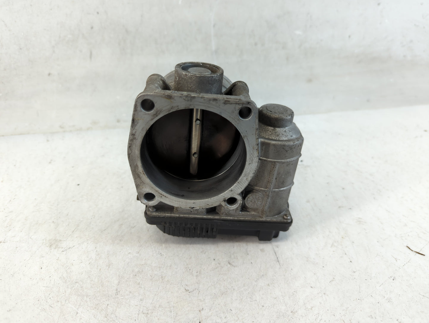 2015-2018 Ford Edge Throttle Body P/N:RME70-11 Fits Fits 2014 2015 2016 2017 2018 2019 2020 2021 2022 OEM Used Auto Parts - 