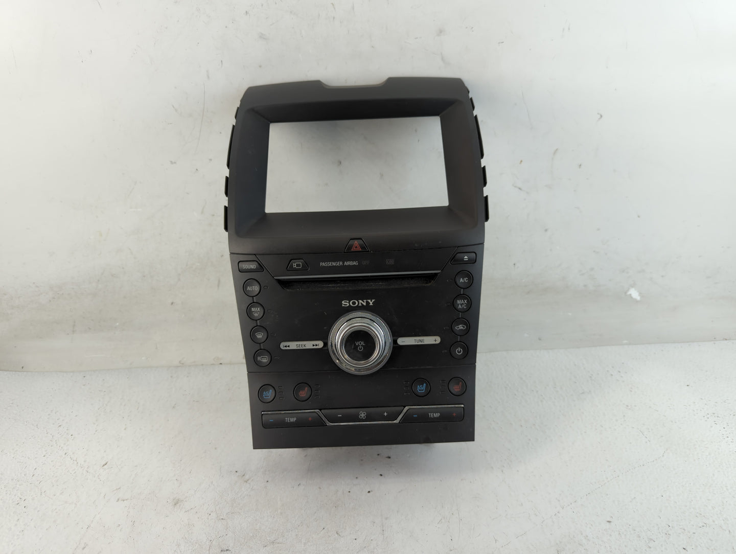 2017-2018 Ford Edge Radio AM FM Cd Player Receiver Replacement P/N:HT4T-18E245-FF Fits Fits 2017 2018 OEM Used Auto Parts - 