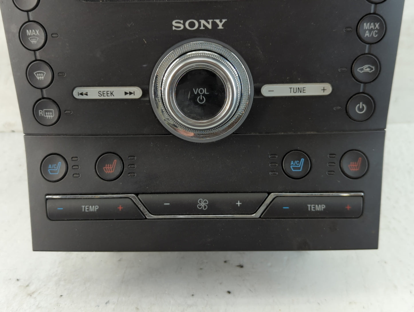 2017-2018 Ford Edge Radio AM FM Cd Player Receiver Replacement P/N:HT4T-18E245-FF Fits Fits 2017 2018 OEM Used Auto Parts - 
