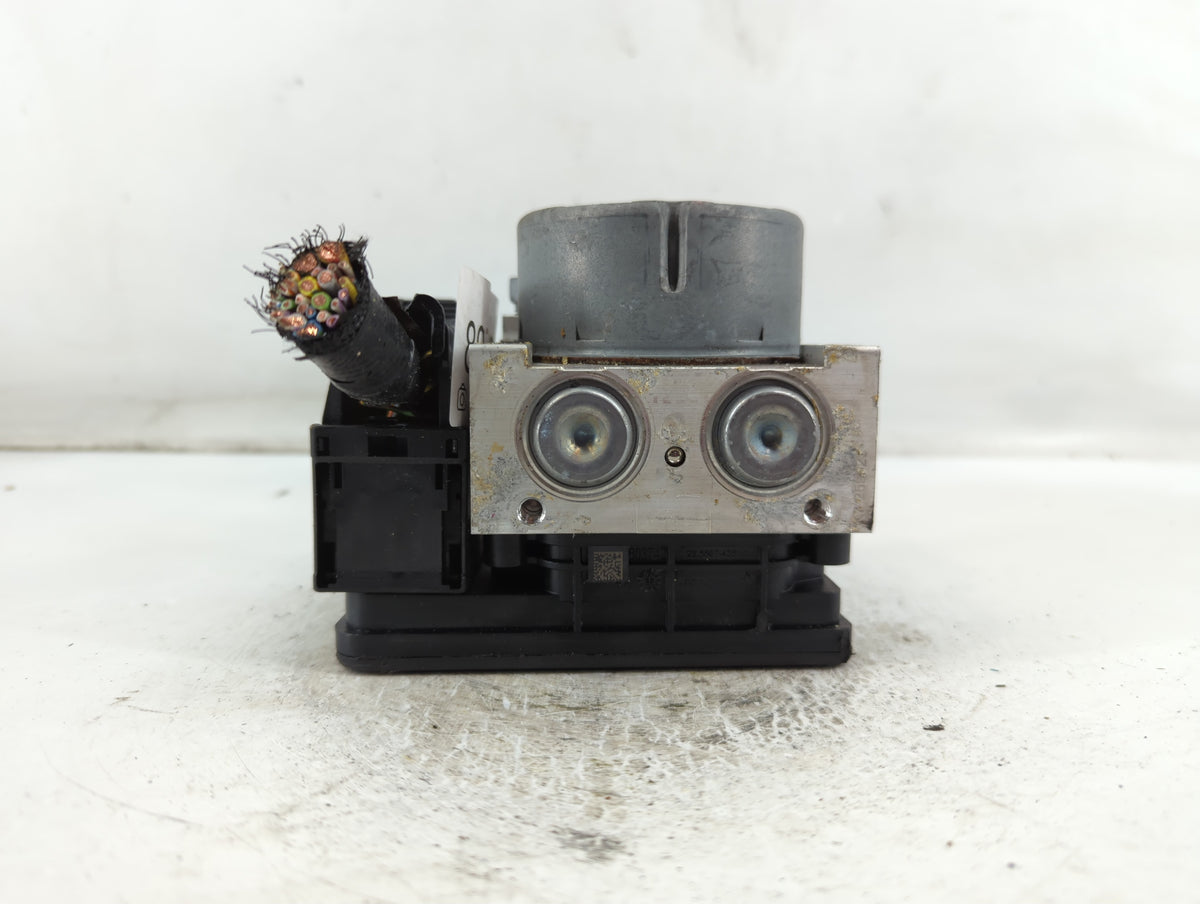 2015-2018 Ford Edge Anti-Lock Brake ABS Pump Module Actuator OEM P/N:F2GC-2C405-AK Fits Fits 2015 2016 2017 2018 OEM Used Au