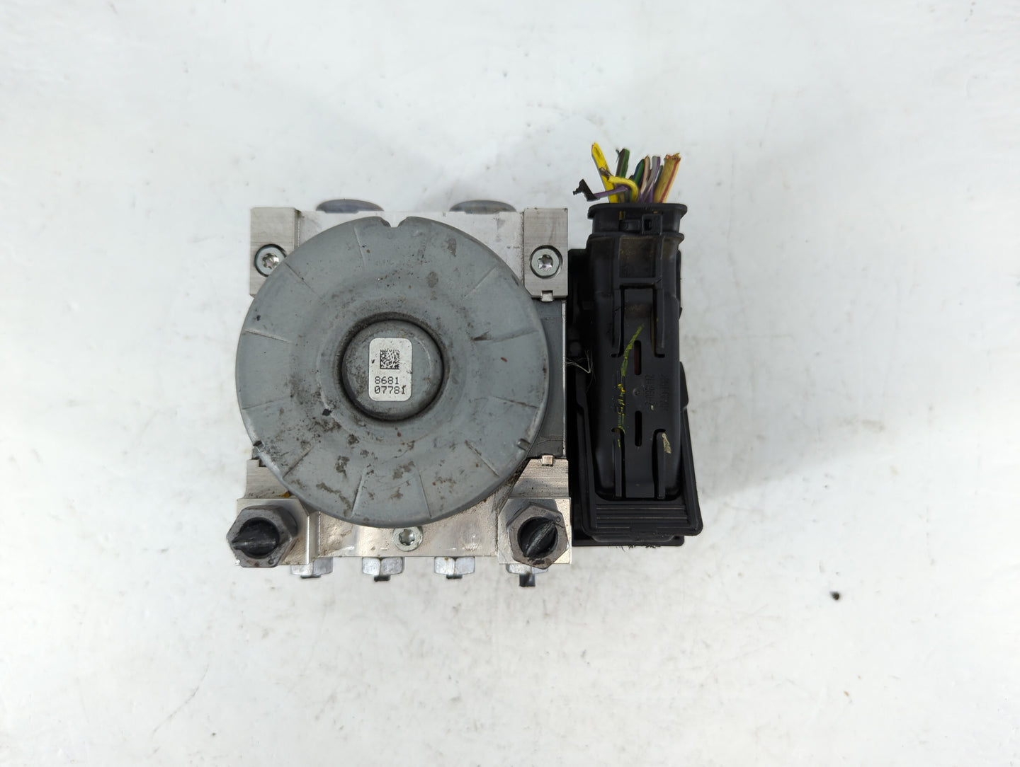 2015-2018 Ford Edge ABS Pump Control Module Replacement P/N:F2GC-2C405-AK Fits Fits 2015 2016 2017 2018 OEM Used Auto Parts 