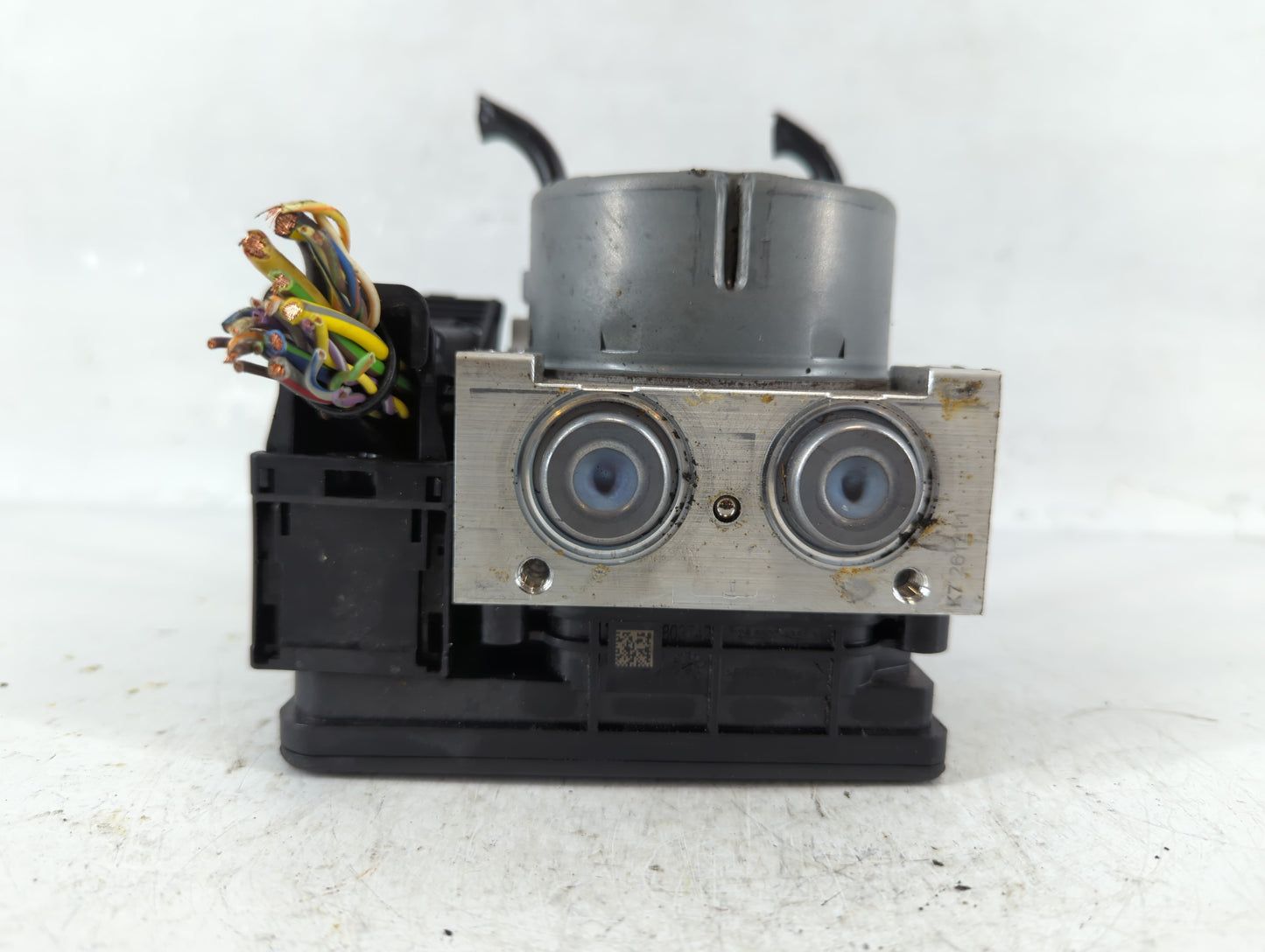 2015-2018 Ford Edge ABS Pump Control Module Replacement P/N:F2GC-2C405-AK Fits Fits 2015 2016 2017 2018 OEM Used Auto Parts 