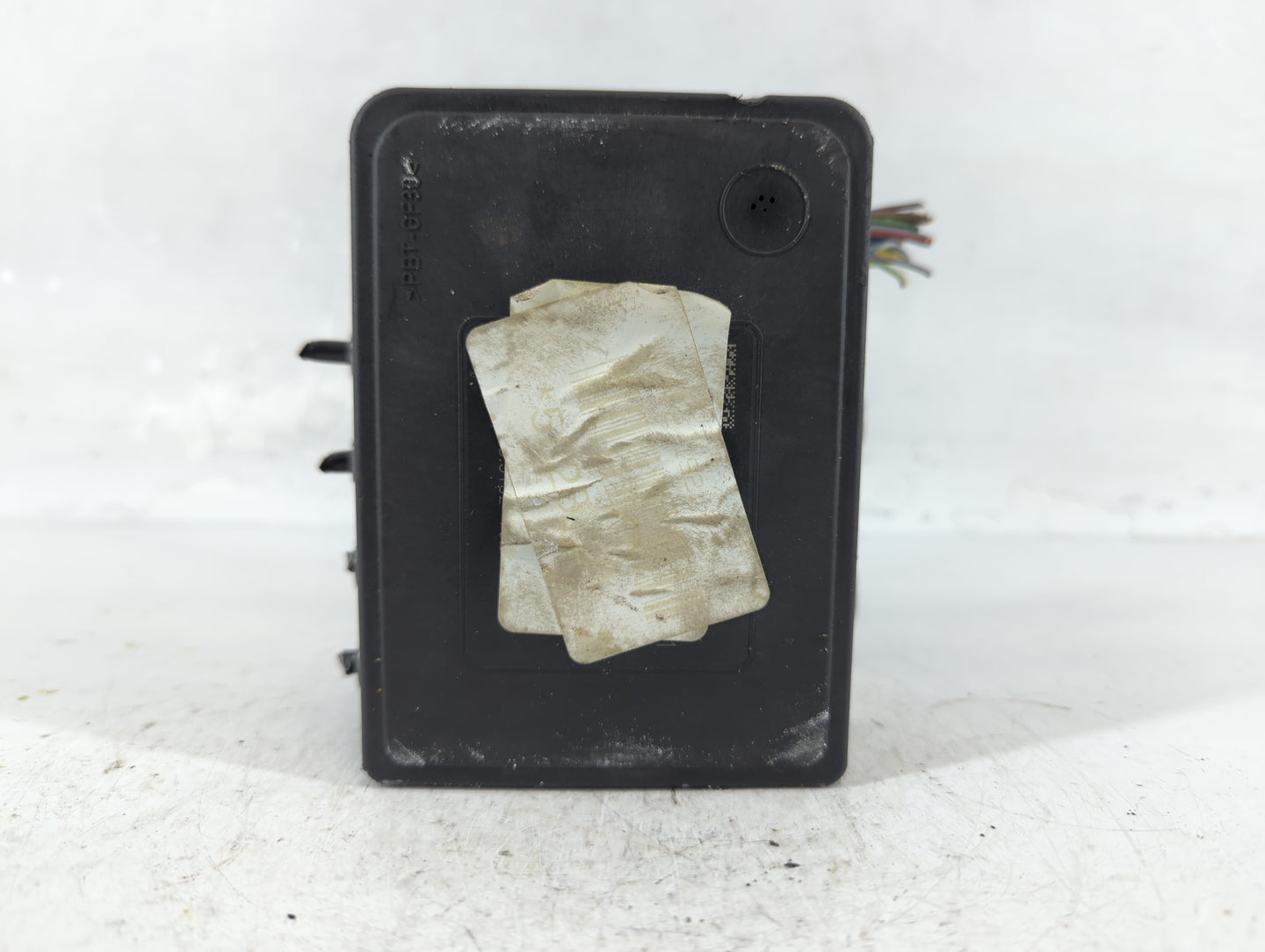 2015-2018 Ford Edge ABS Pump Control Module Replacement P/N:F2GC-2C405-AK Fits Fits 2015 2016 2017 2018 OEM Used Auto Parts 