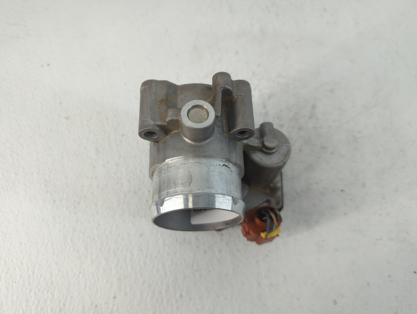 2017-2019 Ford Escape Throttle Body P/N:DS7G-9F991-CA Fits Fits 2014 2015 2016 2017 2018 2019 2020 2021 2022 OEM Used Auto P